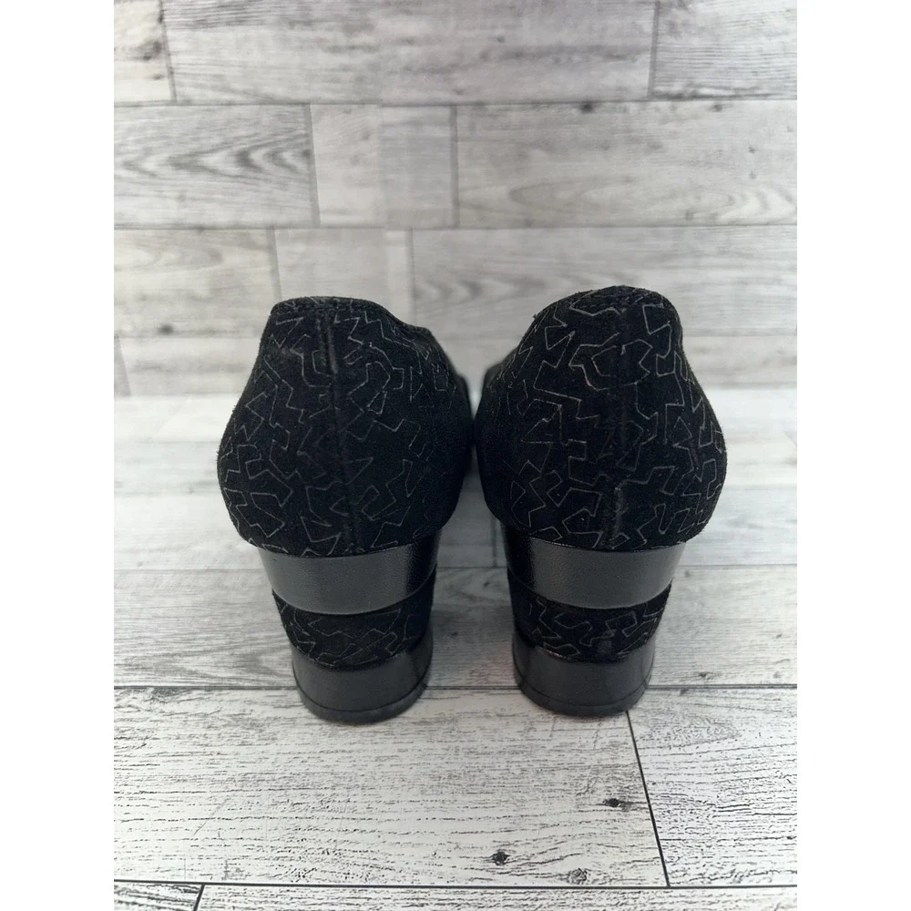 Salvatore Ferragamo Shoes Womens Size 6.5‎ B Block Heel Patterned Suede Italy